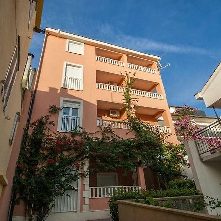 Apartments Knezovic Gradac  Kültér fotó