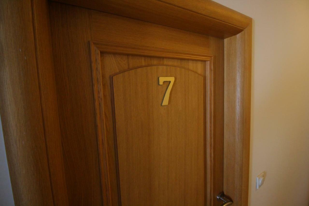 Apartments Knezovic Gradac  Kültér fotó